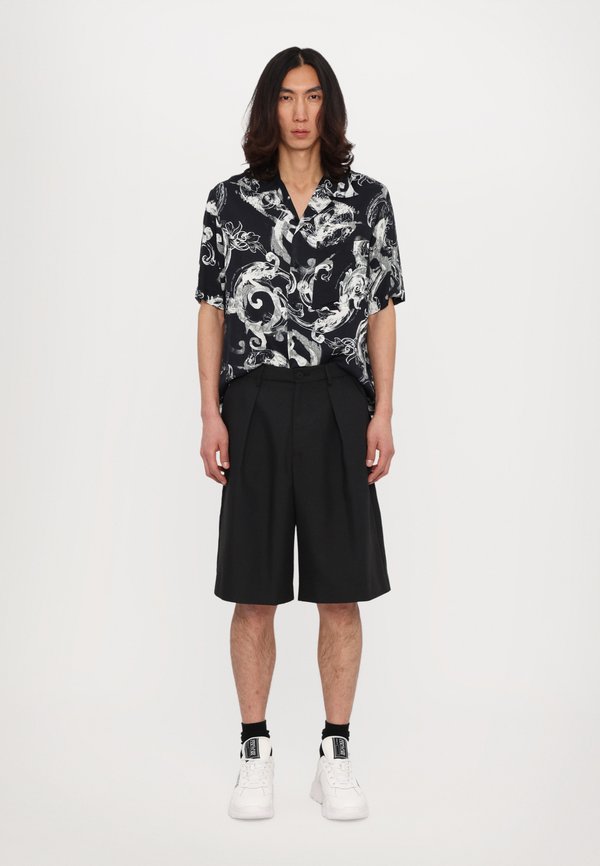 TECHNICAL TAILORING - Shorts3