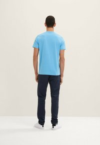 TOM TAILOR LOGO PRINT - Printtipaita - rainy sky blue