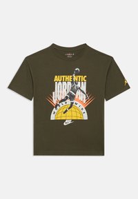 Δεν επιλέχθηκε, khaki