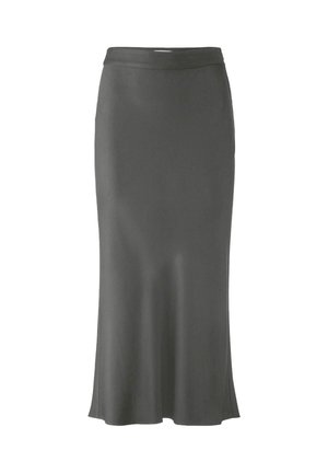 Graue Satin-Langrock mit einer glatten Textur, tailliertem Bund und weit auslaufendem Saum, der ein klares Design ohne Muster oder Akzente aufweist.