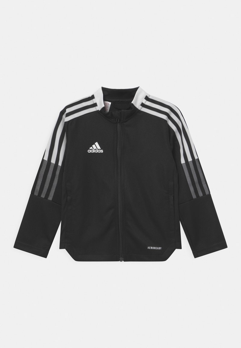 Sort jakke med lange ærmer, lynlås foran, hvid Adidas logo og tre vandrette hvide striber på hver skulder. AEROREADY label på kanten.