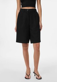 Pieces PCKAMIL - Short - black