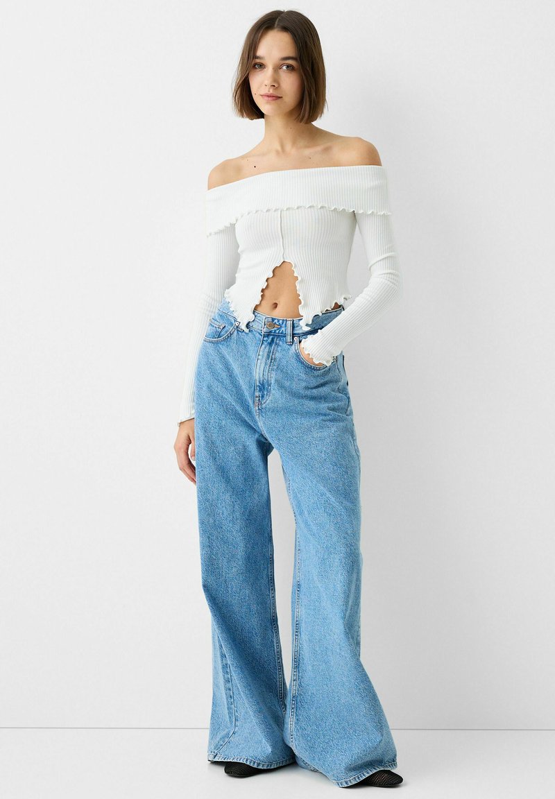 Bershka Trui wit Bershka Trui wit