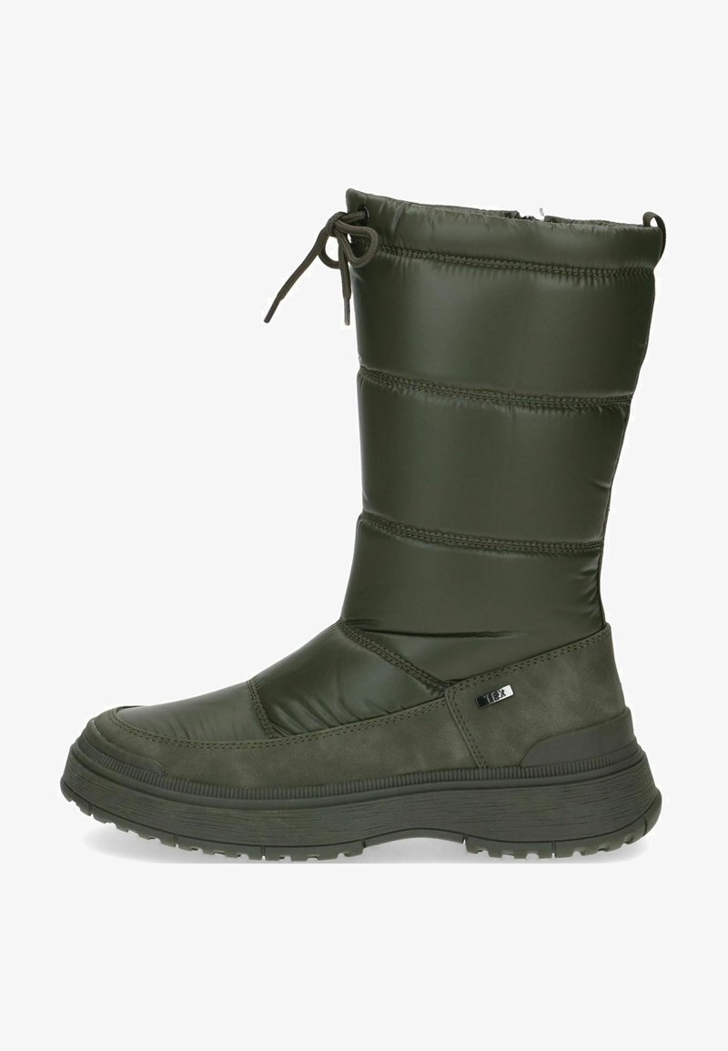 Bota verde acolchada hasta la rodilla con parte superior ajustable, suela de goma y puntera reforzada, que presenta un acabado texturizado y detalles de costura en contraste.