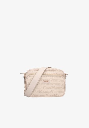 Sac bandoulière rectangulaire beige avec sangle en tissu, poche zippée à l'avant et motif répétitif du logo "GIAN MARCO VENTURI".