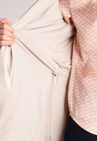 OPUS Pitkä takki - beige