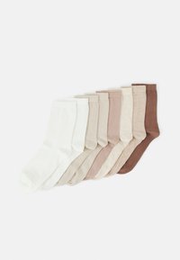 Set med åtta par strumpor i olika nyanser från vitt till mörkbrunt. Tillverkade av mjukt material med standardpassform och ribbade manschetter.