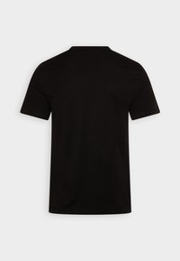 Thumbnail Image 6