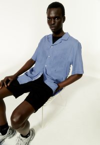 ARMEDANGELS LOVAAR LINO - Overhemd - blue stone