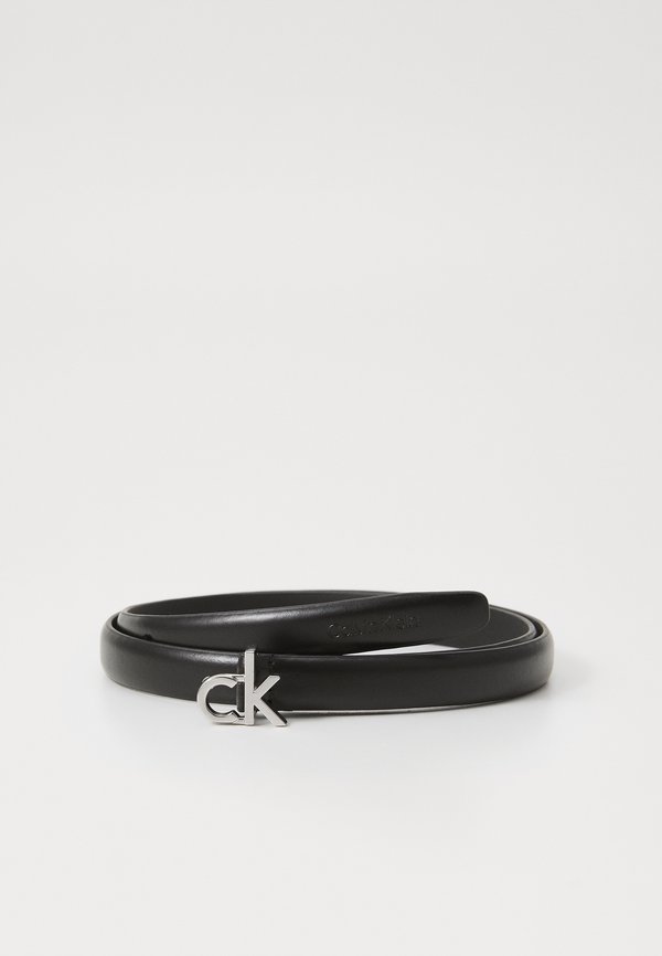 BUCKLE SKINNY BELT - Gürtel