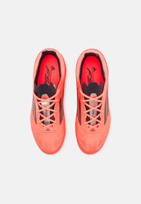 adidas Performance Nogometne kopačke za čvrstu podlogu - turbo/aurora black/platin metallic