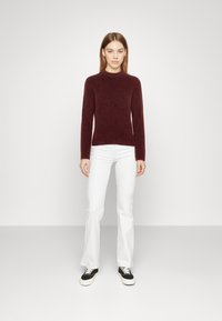 Pieces PCELLEN O-NECK  - Pulóver - tawny port