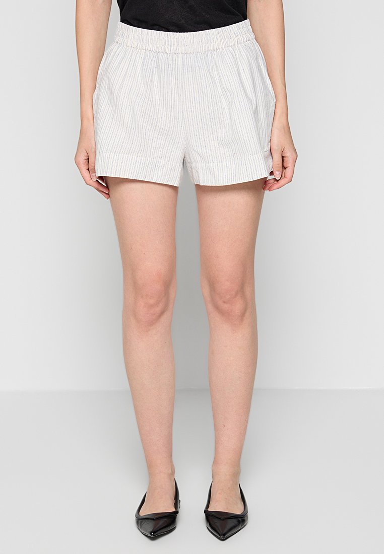 Vanessa Bruno Shorts wit