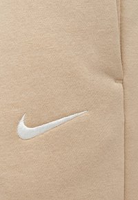 WIDE - Pantalon de survêtement - linen sail