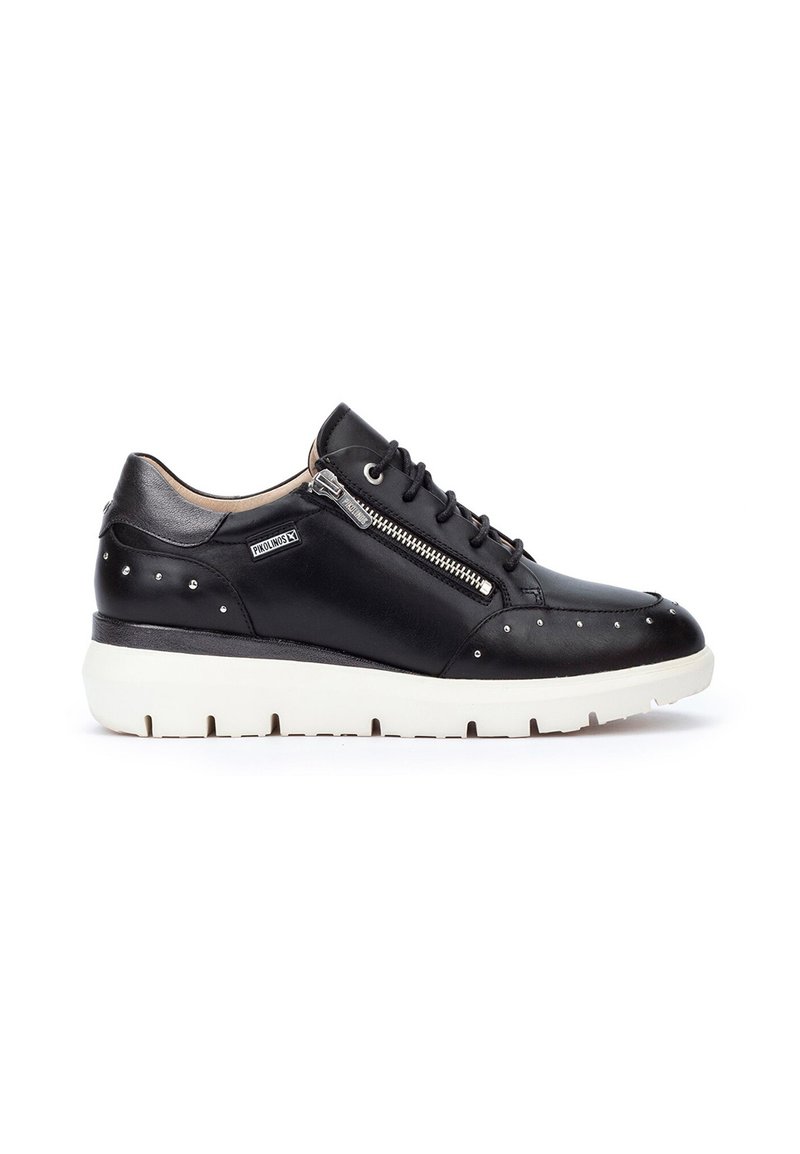 Pikolinos Zapatillas - black