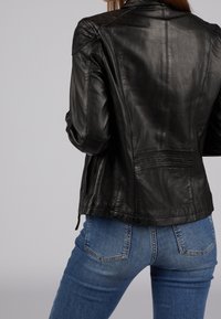 7eleven Skinnjacka - black