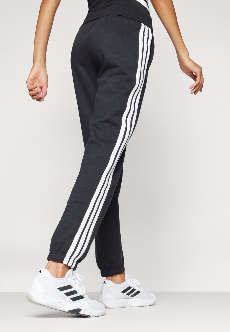 adidas Sportswear Jogginghose black/white/schwarz Zalando