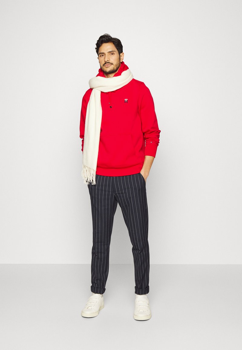 tommy hilfiger hoodie mens red