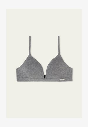 Bralette triangulaire gris en tissu doux avec de fines bretelles ajustables, un sous-bande noir et un branding minimaliste sur le côté.