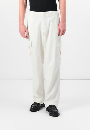GROVE TROUSER - Cargo trousers - faded white