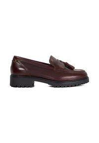 Unselected, burgundy
