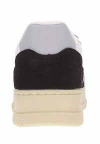GAeLLE Sneakers basse - bianco