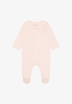 Body bébé rose pâle à manches longues, jambes avec pieds, bordure à volants le long de la fermeture à boutons-pression, et motif texturé subtil.