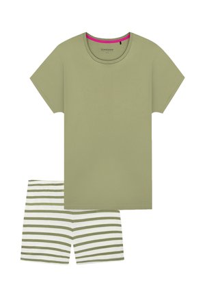 Olivově zelené tričko s krátkými rukávy a růžovým výstřihem, doplněné proužkovanými bílými a olivově zelenými šortkami. Měkká látka, volný střih.