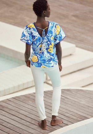 SHORT SLEEVE PLEAT FRONT - Camicetta - blue yellow leaf print