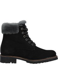 Stivale alla caviglia in suede nero con colletto in finta pelliccia grigia, punta rotonda e occhielli in metallo per la chiusura con lacci. Suola in gomma antiscivolo per una buona aderenza.