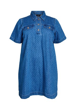 Traper haljina u plavoj boji s kratkim rukavima, patentnim zatvaračem i dva džepa na prsima; ima suptilni točkasti uzorak i ležeran kroj.
