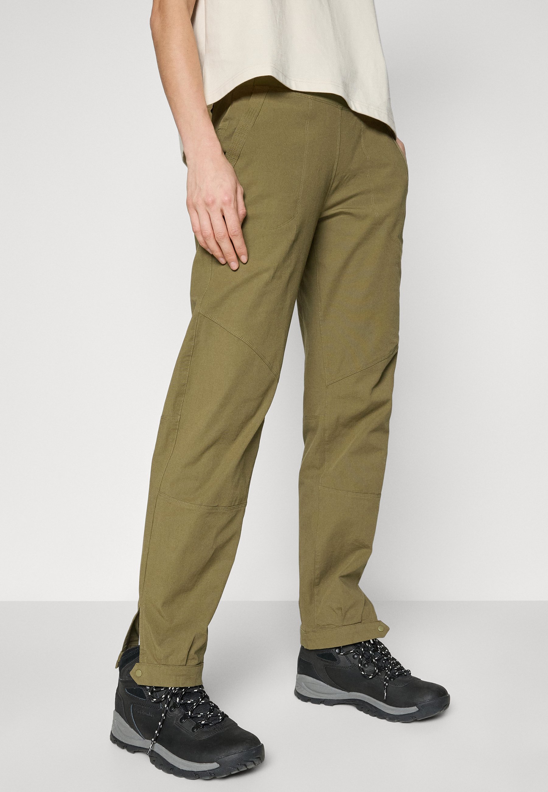 Patagonia CALIZA ROCK PANTS - Outdoor trousers - tent green/olive