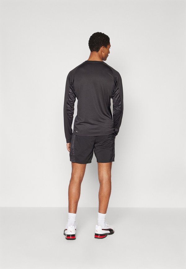 TECH SHORT - Sports shorts2