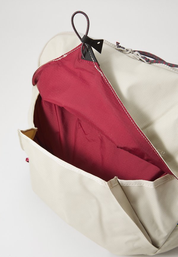 GAUT MESSENGER BAG UNISEX - Sports bag - creme3