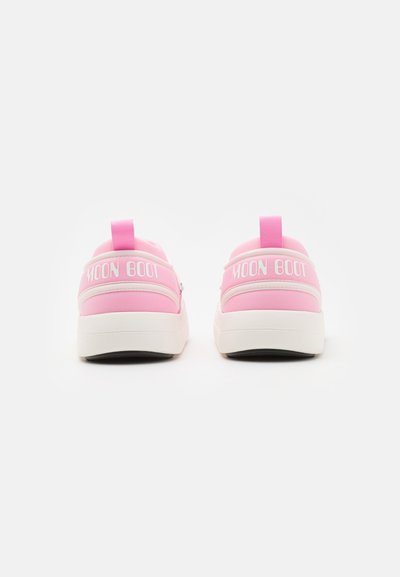 Moon Boot PARK ICON UNISEX - Pantofi slip-on - pink