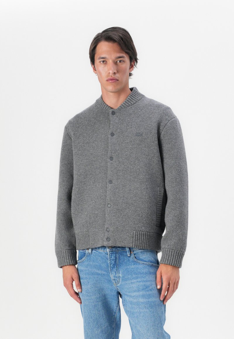Lacoste Kardigán - pitch chine