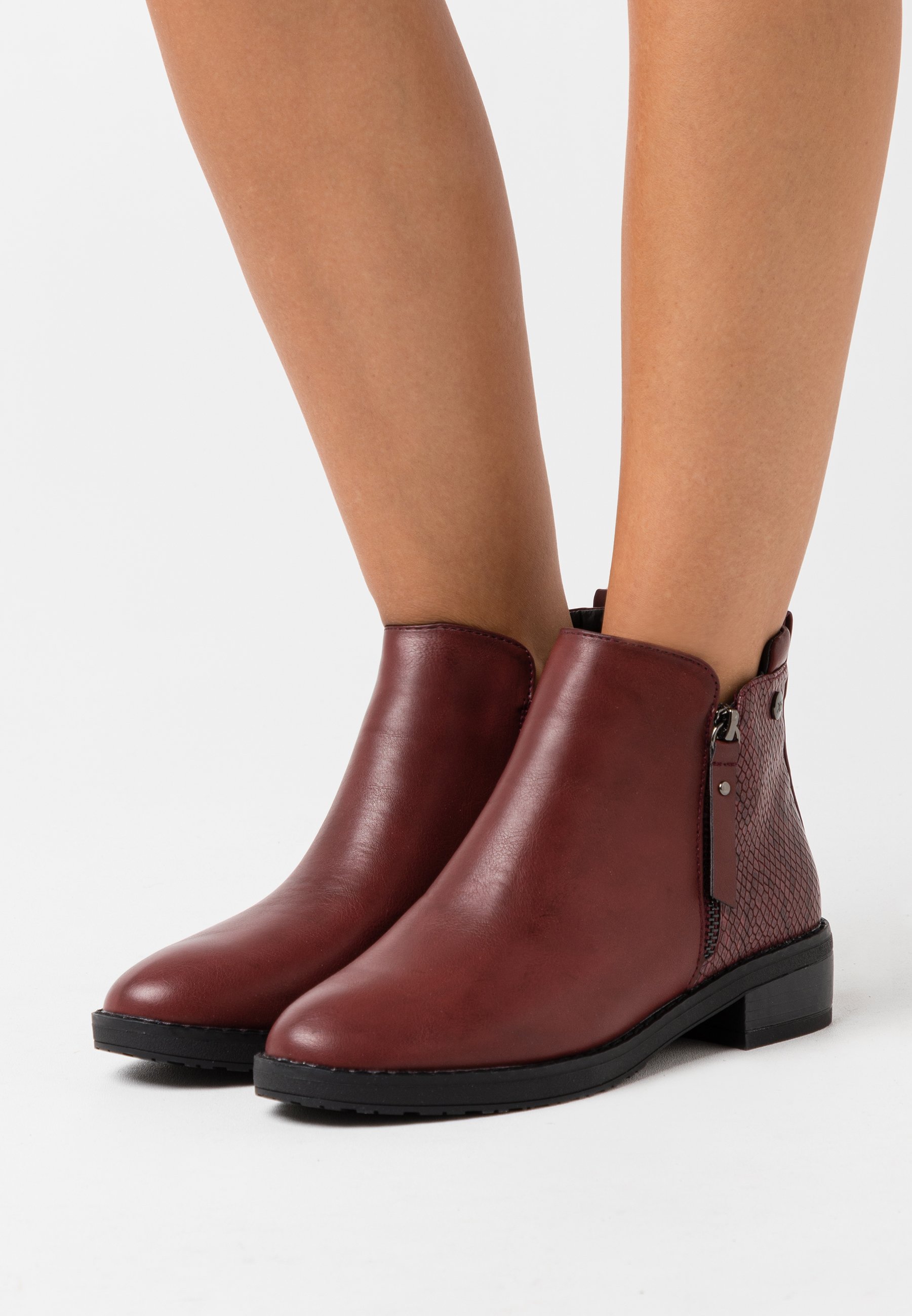 xti burgundy boots