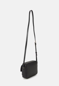 Calvin Klein RE LOCK CAMERA BAG - Borsa a tracolla - black