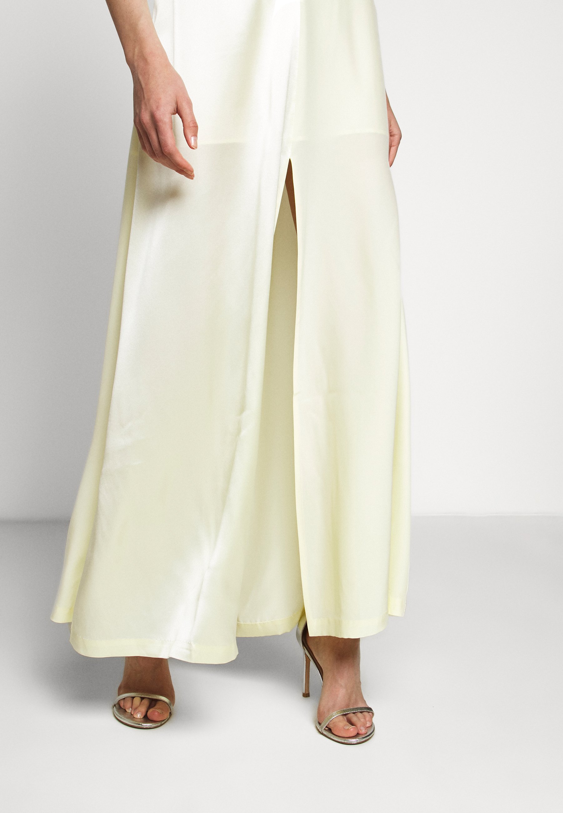 zalando robe cocktail blanche