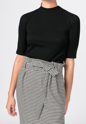 T-Shirt basic - black