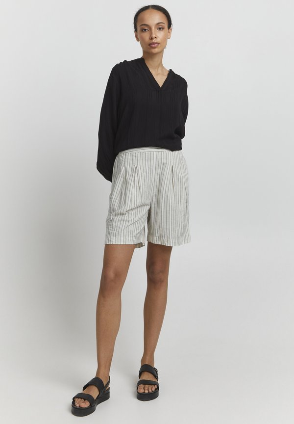 IHGARCELLE - Shorts - doeskin3