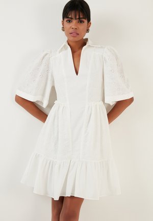 LELA REGULAR FIT - Jurk - ecru
