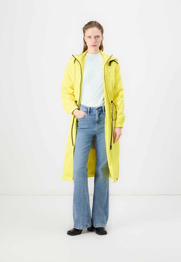 COATED ANARAK - Waterproof jacket - daffodil3