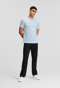 KARL LAGERFELD KAMEO LOGO - Jednoduché tričko - cashmere blue