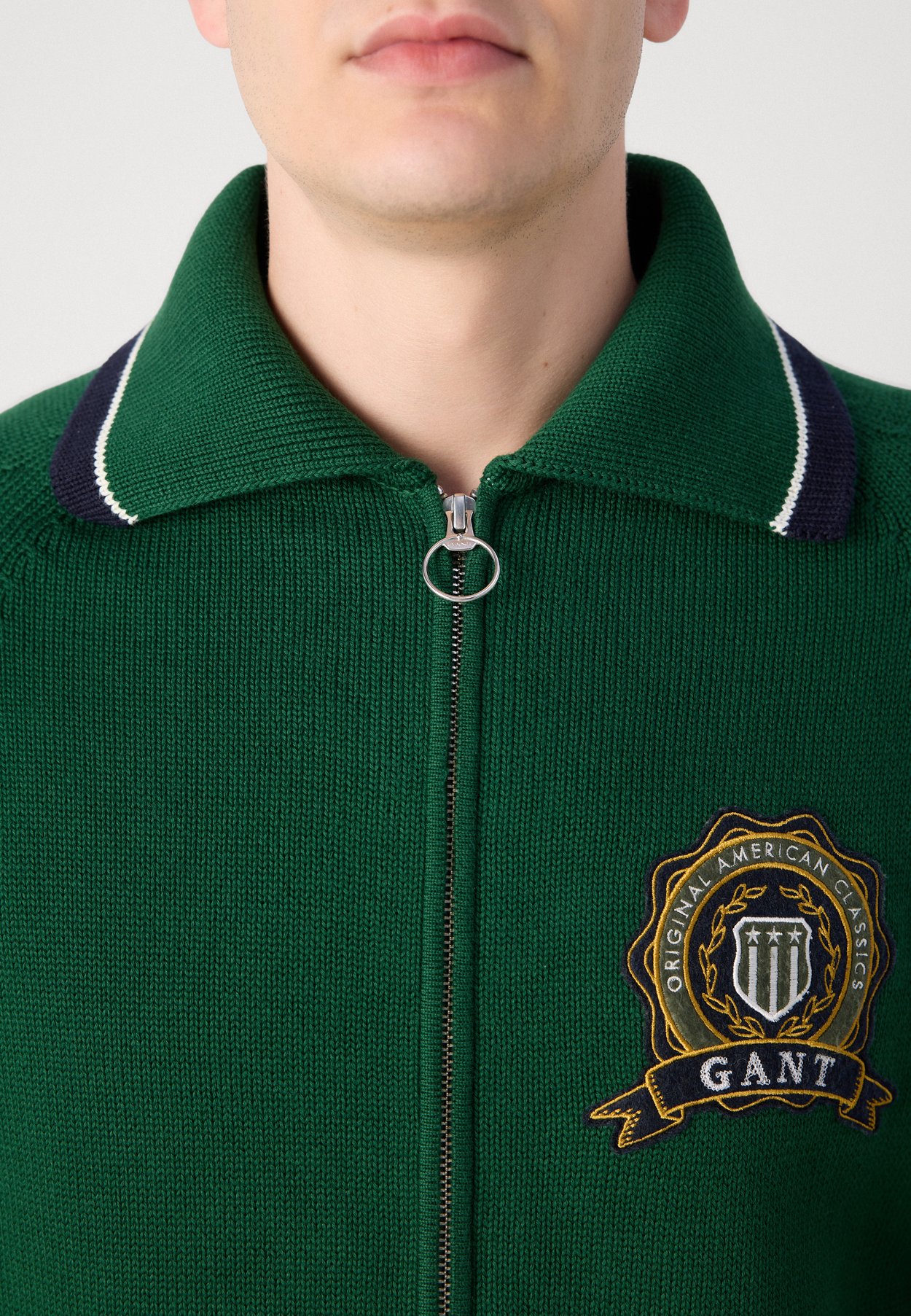 GRAPHIC ZIPPED CARDIGAN