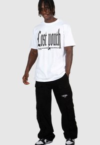 Lost Youth CLASSIC V.4 - T-shirt z nadrukiem