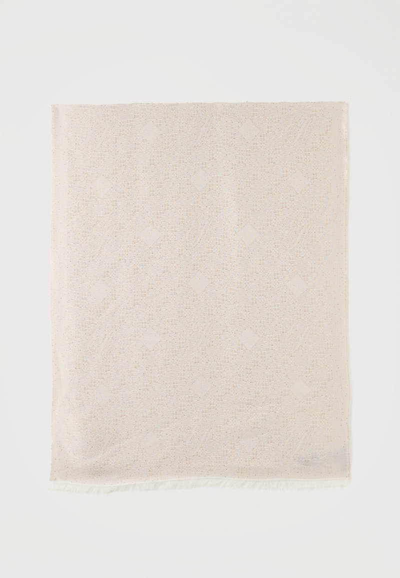 Ανοιχτό μπεζ υφαντό κλωστοϋφαντουργικό προϊόν με διακριτικά λουλουδένια σχέδια σε τονικά χρώματα και με κρόσσια στις άκρες, απλωμένο επίπεδα σε λευκό φόντο.