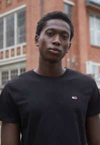 Tommy Jeans SLIM FIT 2 PACK - Tricou basic - white/black