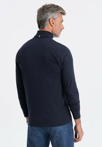 Ombre OM-LSCL-0112 - Langarmshirt - navy blue