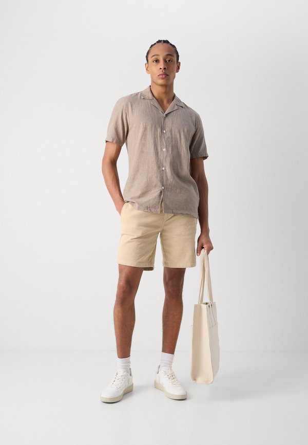 EXCLUSIVE - Shorts - irish cream2